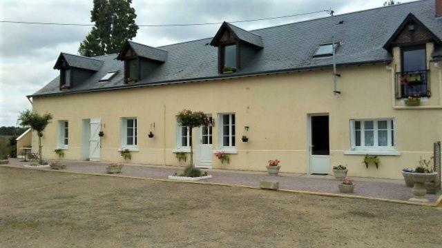 Les Hautes Mougonnieres Neuil Екстер'єр фото